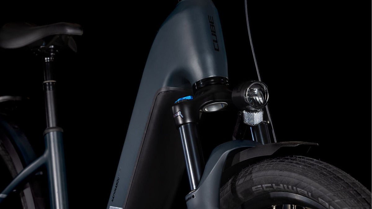 Cube Kathmandu Hybrid Comfort Pro 800 Easy Entry night´n´chrome